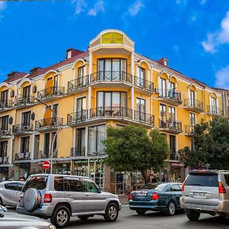 Eiffel Hotel Batumi Esterno foto